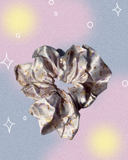 floral oversized scrunchie- blush pink