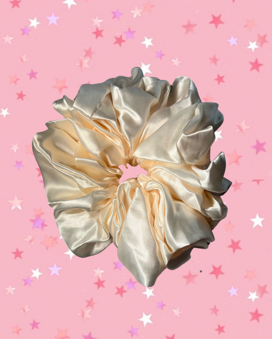 oversized scrunchie - cream