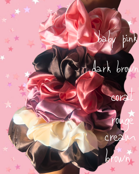 oversized scrunchie - cream